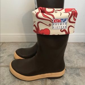 XTRATUF Women’s Legacy Boots Size 7
